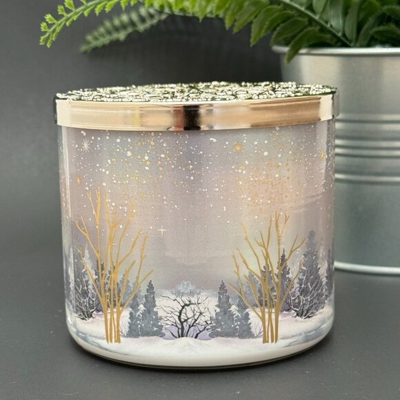 BBW Snowflakes & Cashmere Bath & Body Works 3 Wick Candle - Picture 2 of 10